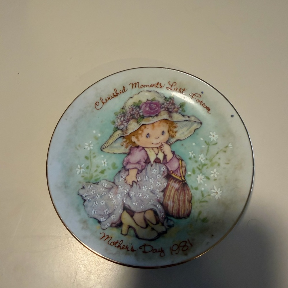 AVON Mother's Day Plate 1981 Collectible 5" Mini Decorative Gift for Mom Nana